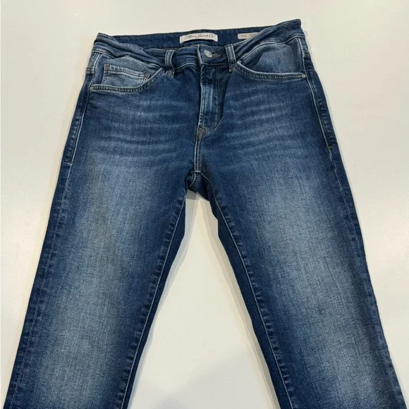 2/$20 Women's Mavi Tess High - Rise Skinny blue jeans - Picture 2 of 8
